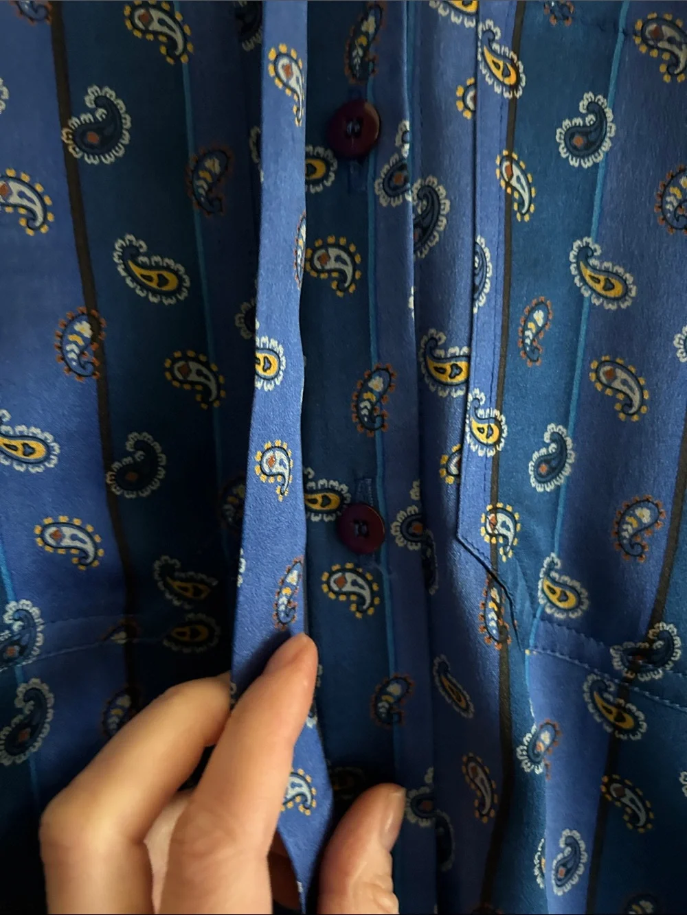 Vintage lightweight button
